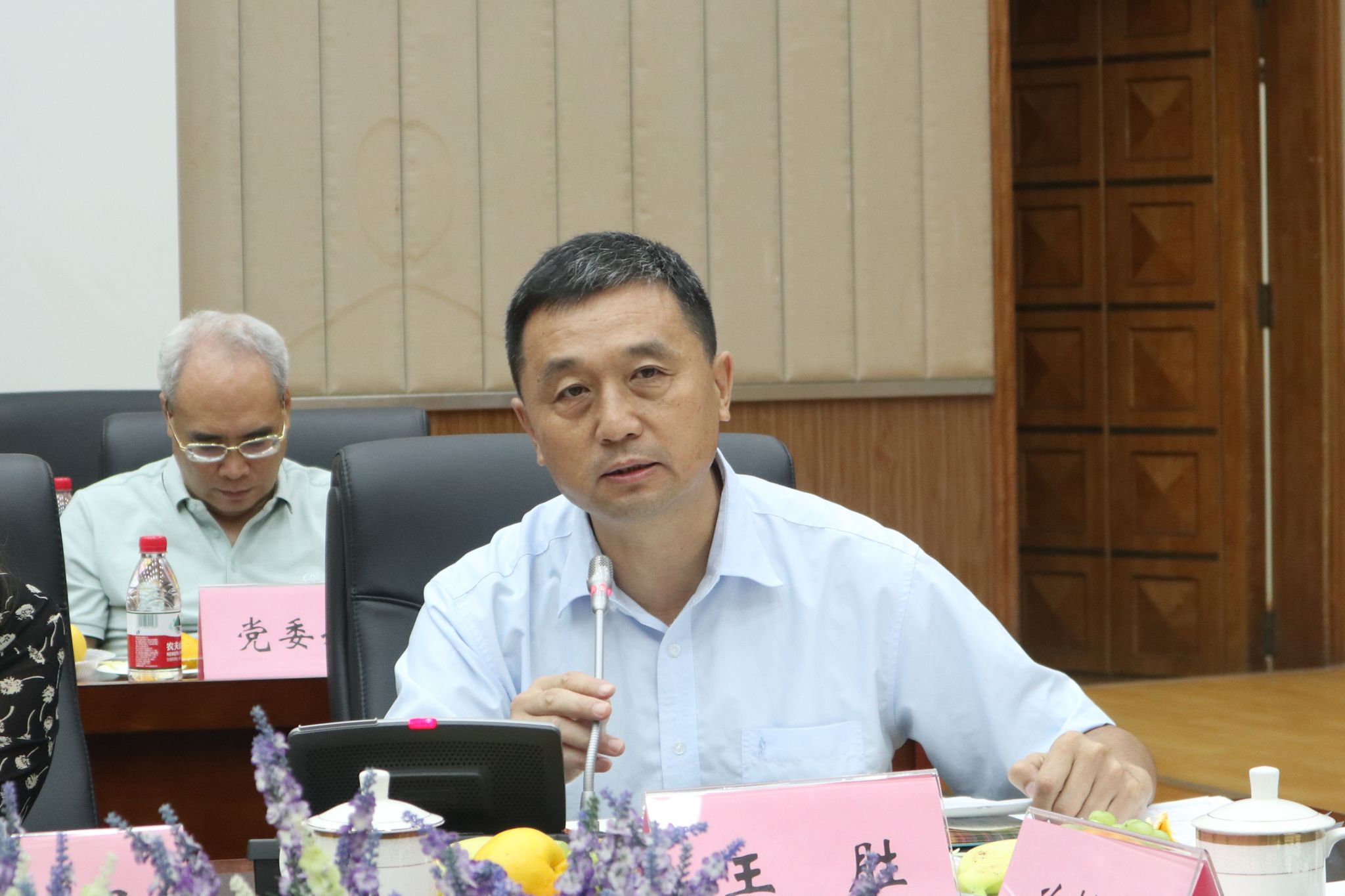 王胜.jpg